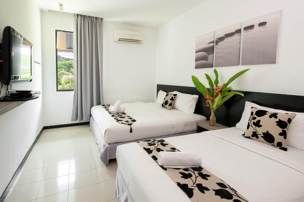 Riverra Inn Langkawi Kuah Esterno foto