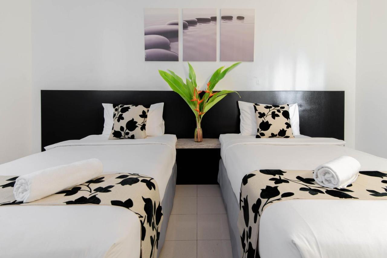 Riverra Inn Langkawi Kuah Esterno foto