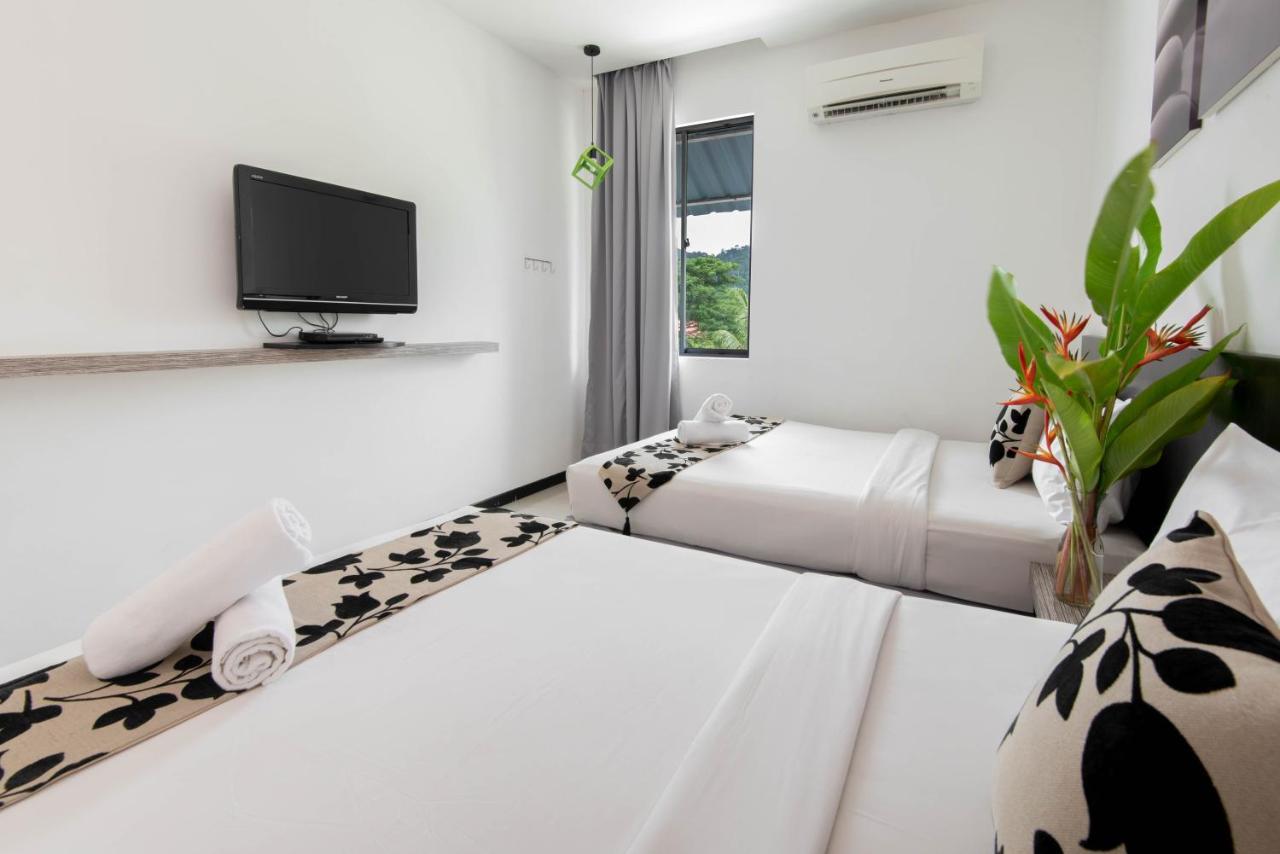 Riverra Inn Langkawi Kuah Esterno foto